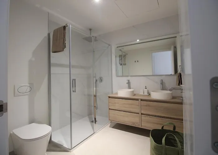 Happy Travel Lily Higueron Апартаменты Фуэнхирола