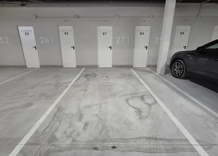 Happy Travel Lily Higueron * Фуэнхирола