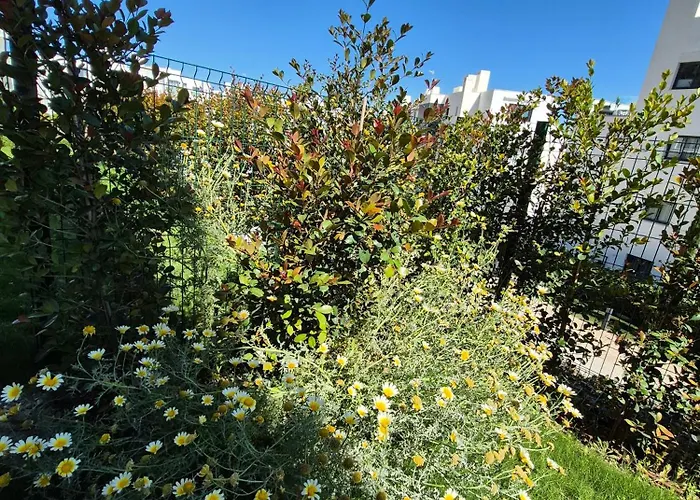 Happy Travel Lily Higueron Апартаменты Фуэнхирола